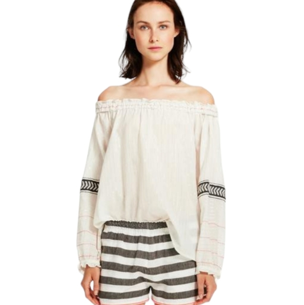 Monoreno‎ Off the Shoulder Top with Silver Stripe Iong Sleeve Size M